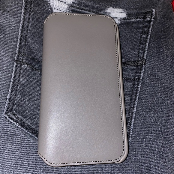 iphone Xs Case - Picture 2 of 3